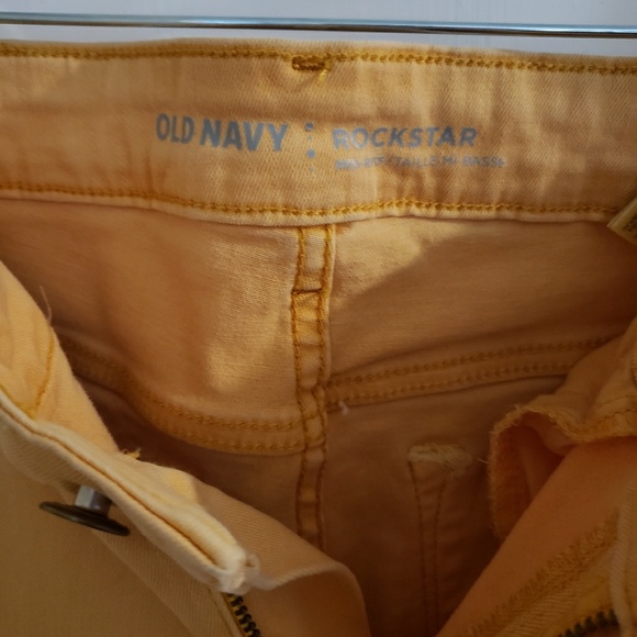 Old Navy Rockstar Midrise Skinny Jeans  - Picture 3 of 5